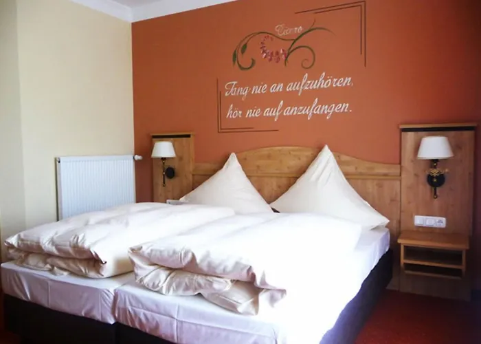 Отель Hotel-gasthof-fellner Фурт-им-Вальд