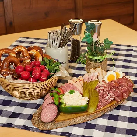 Fellner Hotel 3*