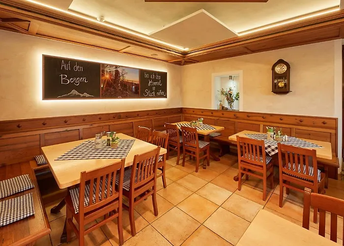 Fellner Hotel
